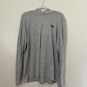 North Face hooded athletic shirt | size xl